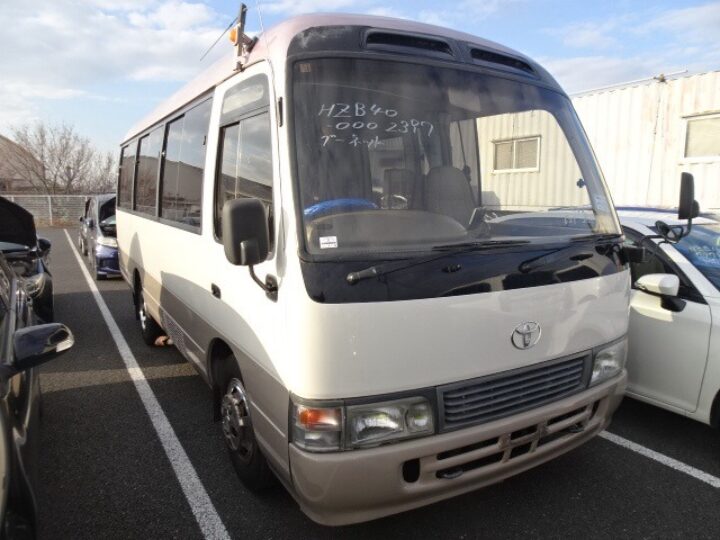 Toyota Coaster 4.2