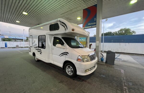 Toyota Grand Hiace