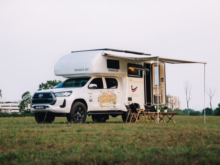 Toyota Hilux Motorhome – Double Cab